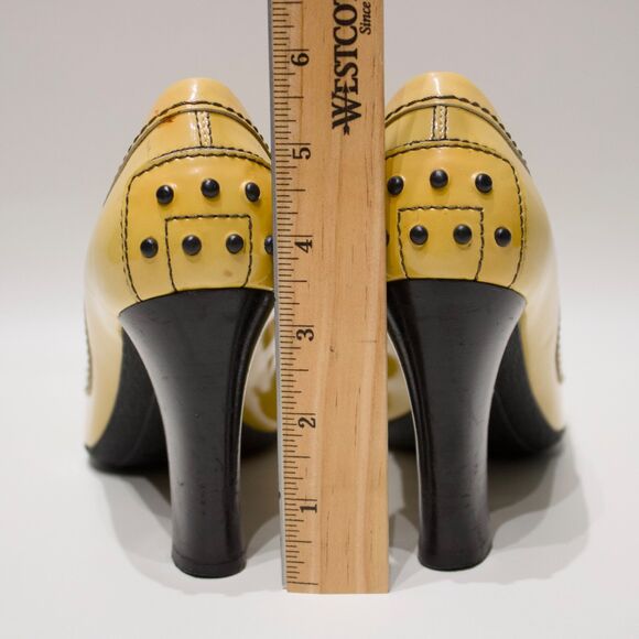 Tod’s Made in Italy Light Yellow Beige Patent Leather Heels Women Size 8 - Picture 7 of 16